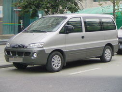 韶關市區內汽車租賃服務 便捷出行，費用透明包含路橋費